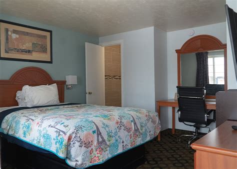 Bestway inn muncie  Located near Ball State University and Ball Memorial Hospital, you'll enjoy your stay whether you are traveling for business or leisure